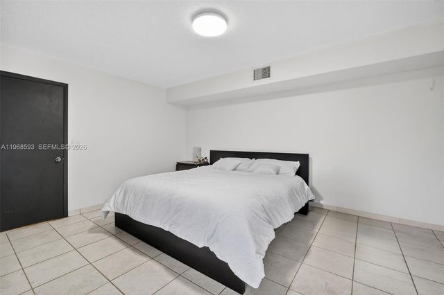 1171 SW 118th Ter, Davie, FL 33325