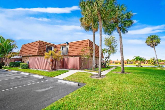 1171 SW 118th Ter, Davie, FL 33325