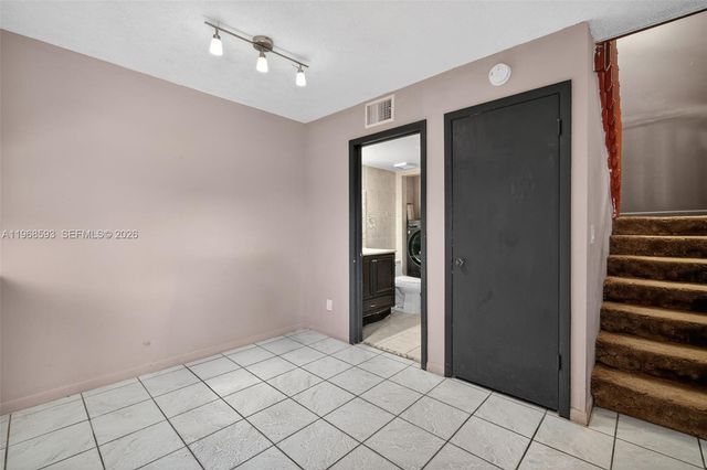 1171 SW 118th Ter, Davie, FL 33325