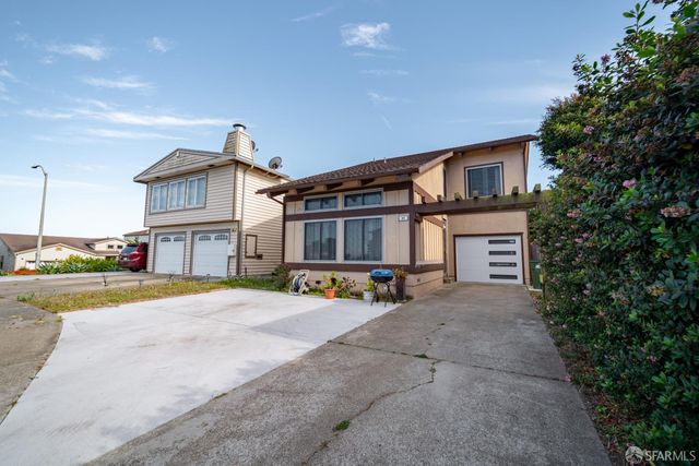 84 Surrey Court, Daly City, CA 94015