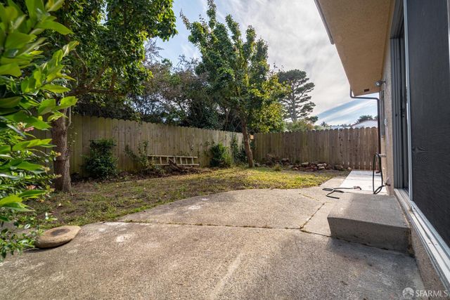 84 Surrey Court, Daly City, CA 94015