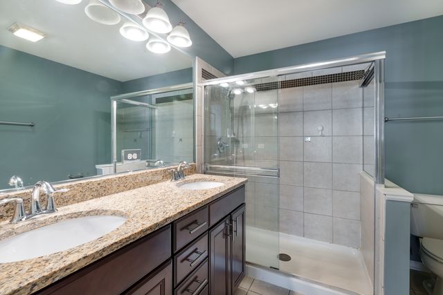 1254 Evergreen Avenue, Des Plaines, IL 60016