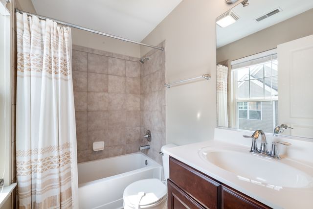 1254 Evergreen Avenue, Des Plaines, IL 60016