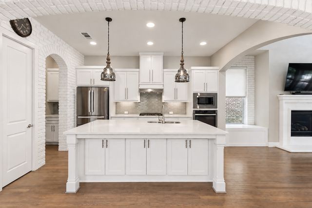6920 Royal View Drive, Mckinney, TX 75070