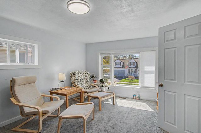 116 Woodbury Road, Burlington, VT 05401