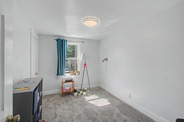 116 Woodbury Road, Burlington, VT 05401