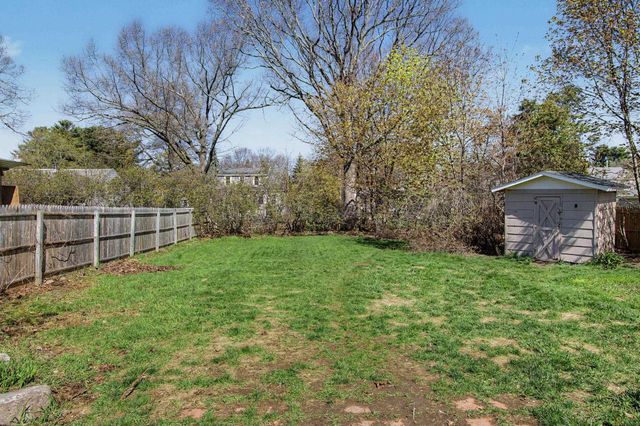 116 Woodbury Road, Burlington, VT 05401