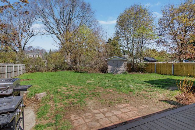 116 Woodbury Road, Burlington, VT 05401