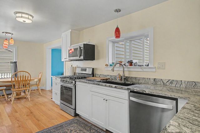 116 Woodbury Road, Burlington, VT 05401
