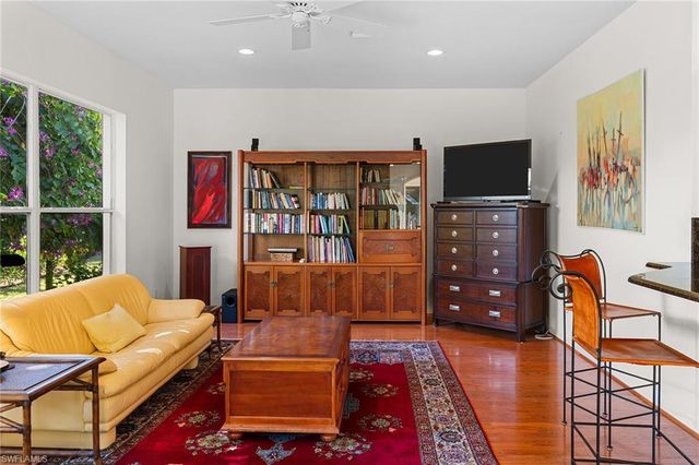 8840 Mariposa CT, Naples, FL 34113