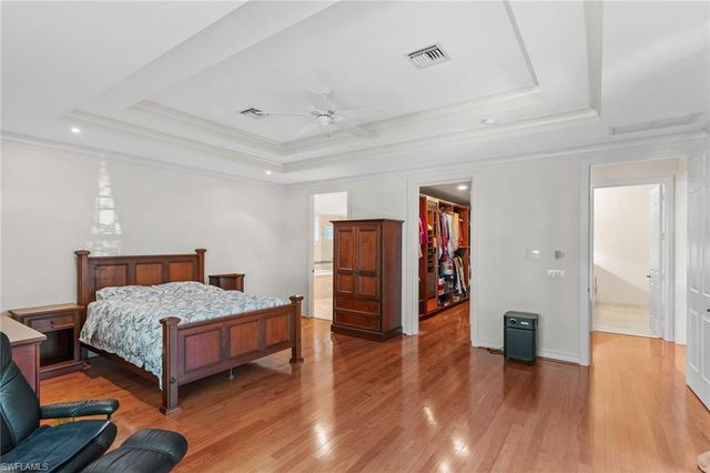 8840 Mariposa CT, Naples, FL 34113