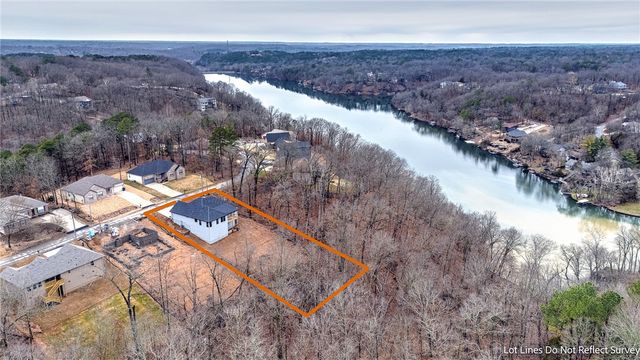 18 Reading Lane, Bella Vista, AR 72714