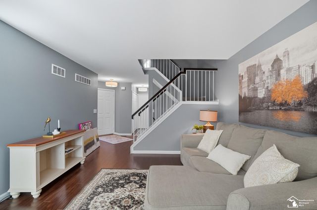 15774 Golfview Boulevard, Riverview, MI 48193