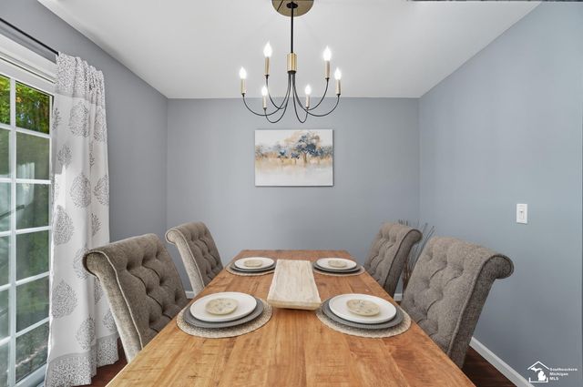 15774 Golfview Boulevard, Riverview, MI 48193