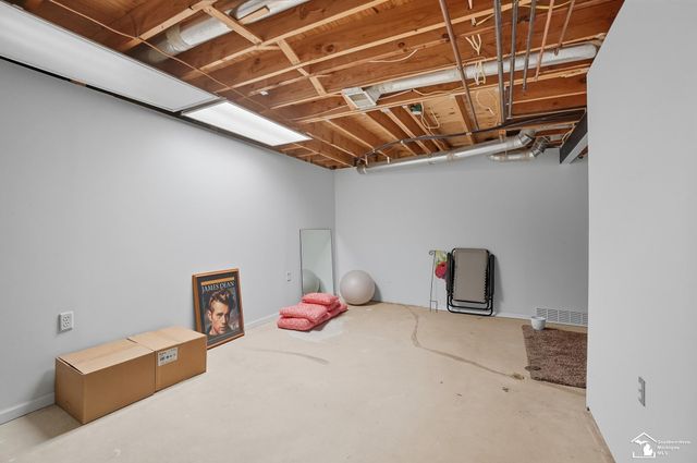 15774 Golfview Boulevard, Riverview, MI 48193