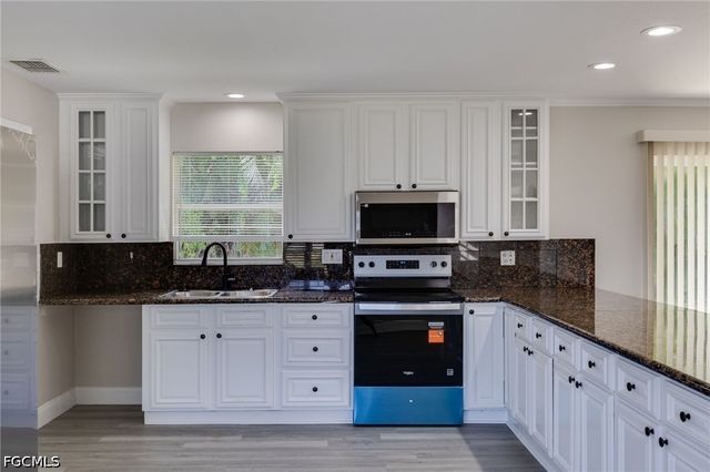 7370 Sea Island RD, Fort Myers, FL 33967
