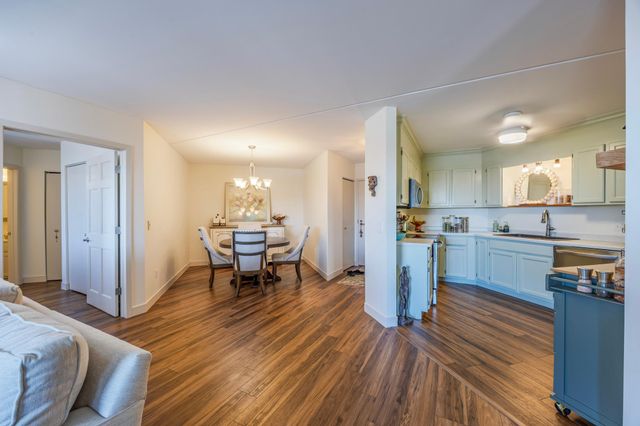 2601 Kenzie Terrace 515, Saint Anthony, MN 55418