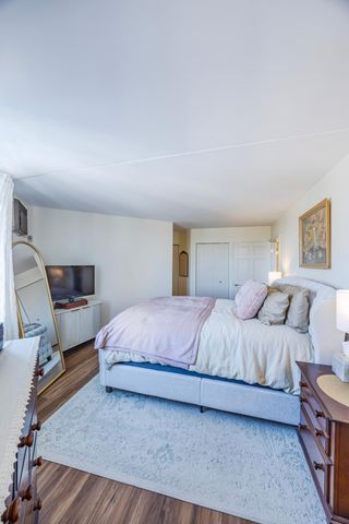 2601 Kenzie Terrace 515, Saint Anthony, MN 55418