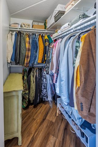 2601 Kenzie Terrace 515, Saint Anthony, MN 55418