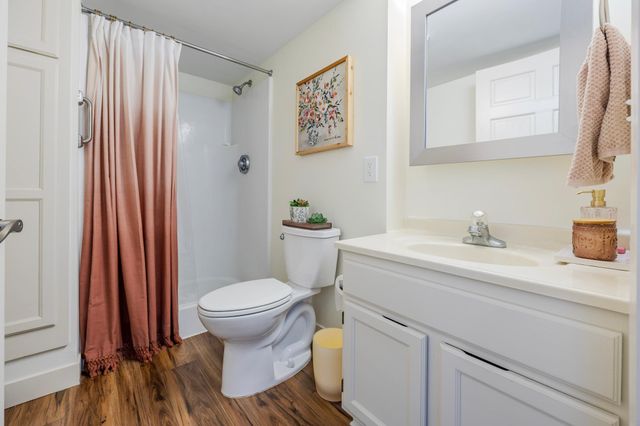 2601 Kenzie Terrace 515, Saint Anthony, MN 55418