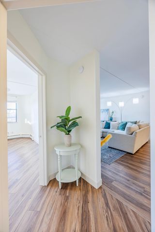 2601 Kenzie Terrace 515, Saint Anthony, MN 55418