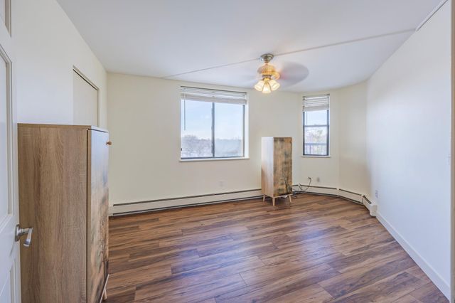 2601 Kenzie Terrace 515, Saint Anthony, MN 55418