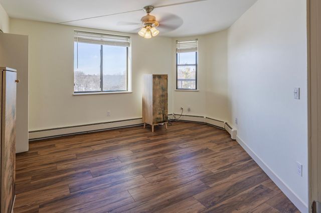 2601 Kenzie Terrace 515, Saint Anthony, MN 55418