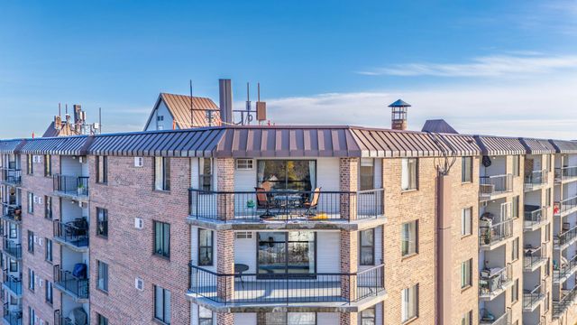 2601 Kenzie Terrace 515, Saint Anthony, MN 55418