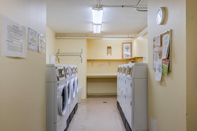 2601 Kenzie Terrace 515, Saint Anthony, MN 55418