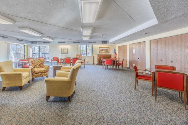 2601 Kenzie Terrace 515, Saint Anthony, MN 55418