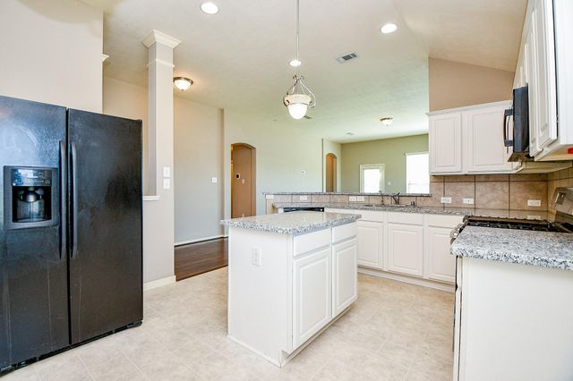 2023 Manchester Crossing, Fresno, TX 77545