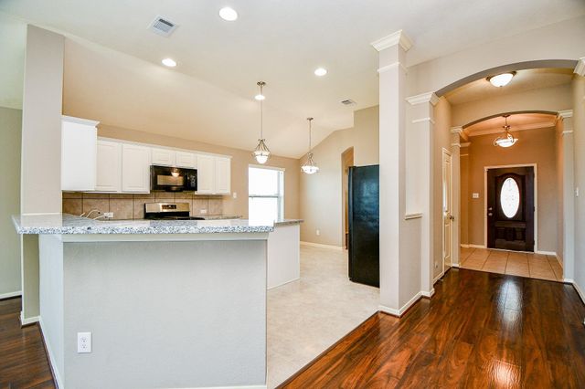 2023 Manchester Crossing, Fresno, TX 77545