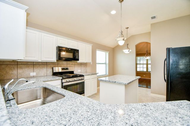 2023 Manchester Crossing, Fresno, TX 77545