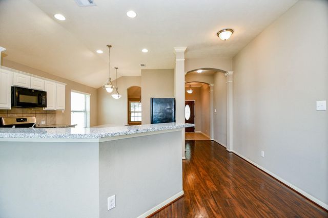 2023 Manchester Crossing, Fresno, TX 77545