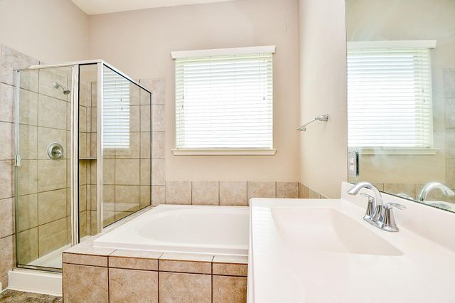 2023 Manchester Crossing, Fresno, TX 77545