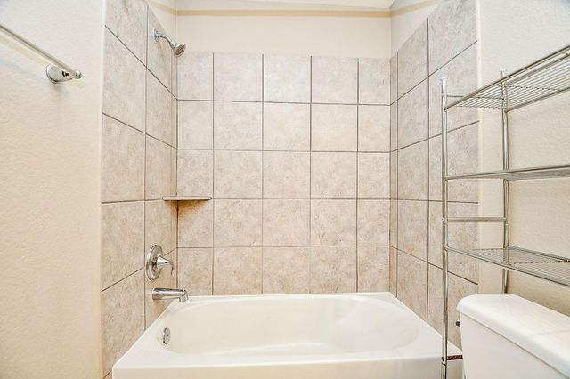 2023 Manchester Crossing, Fresno, TX 77545