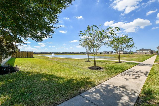 2023 Manchester Crossing, Fresno, TX 77545