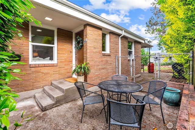 860 S 48th, Tacoma, WA 98408