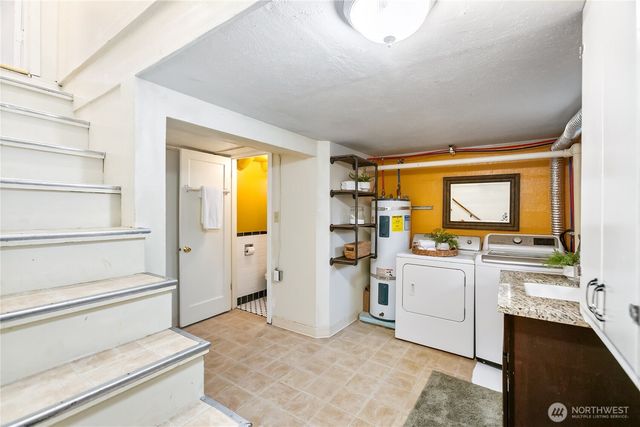 860 S 48th, Tacoma, WA 98408