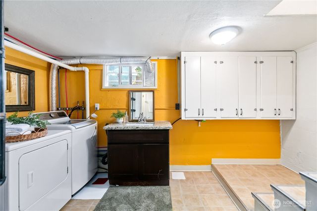 860 S 48th, Tacoma, WA 98408