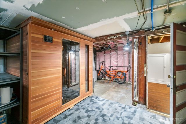 860 S 48th, Tacoma, WA 98408