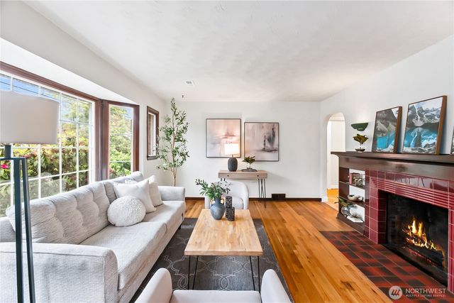 860 S 48th, Tacoma, WA 98408