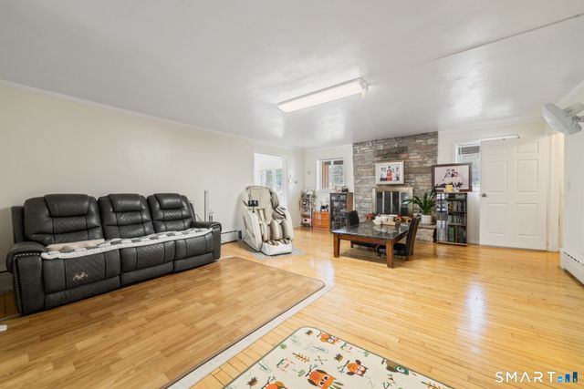 2776 East Main Street, Bridgeport, CT 06610