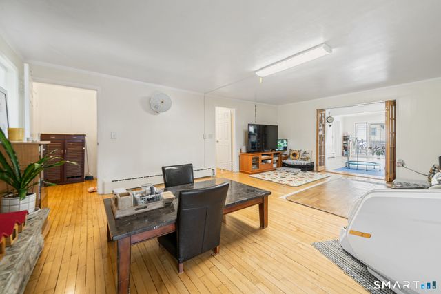 2776 East Main Street, Bridgeport, CT 06610