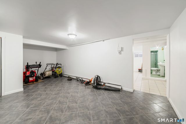 2776 East Main Street, Bridgeport, CT 06610