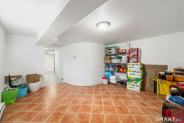 2776 East Main Street, Bridgeport, CT 06610