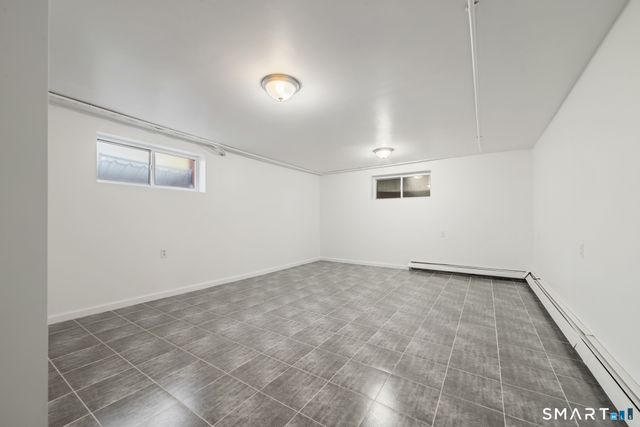 2776 East Main Street, Bridgeport, CT 06610