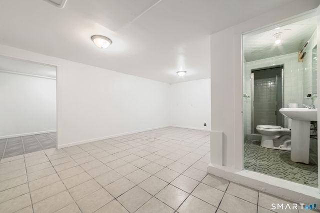 2776 East Main Street, Bridgeport, CT 06610