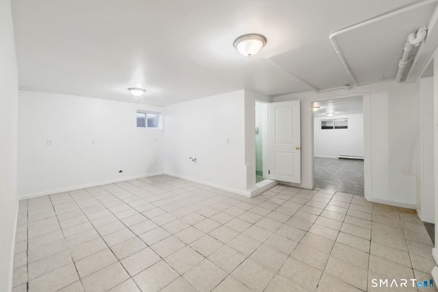 2776 East Main Street, Bridgeport, CT 06610