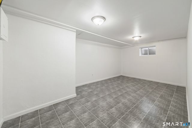 2776 East Main Street, Bridgeport, CT 06610